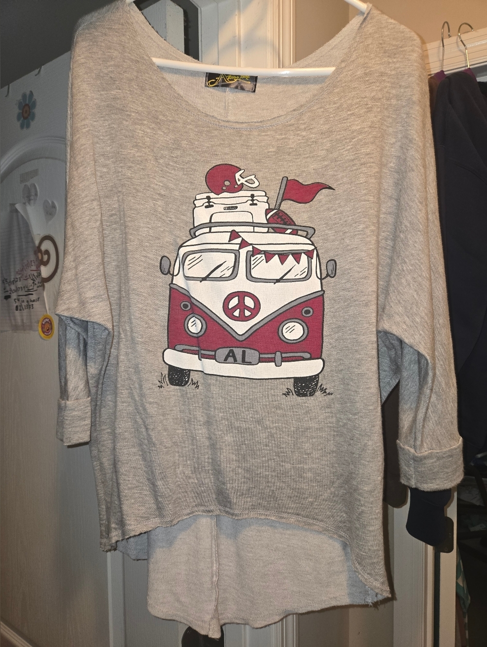 Women's Grey Graphic Hippie Van Long-Sleeve Top